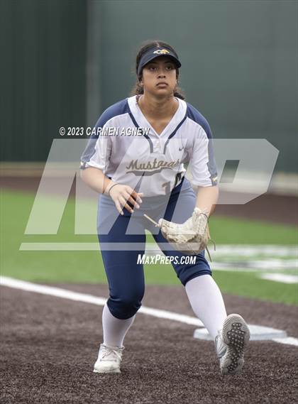 Thumbnail 3 in Cypress Ranch vs Cypress Lakes photogallery.