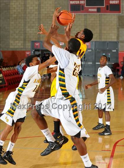 Thumbnail 2 in Fairfax vs. Eisenhower (Nike Extravaganza) photogallery.