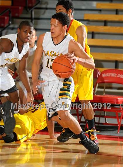 Thumbnail 2 in Fairfax vs. Eisenhower (Nike Extravaganza) photogallery.