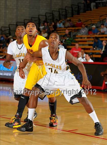 Thumbnail 2 in Fairfax vs. Eisenhower (Nike Extravaganza) photogallery.