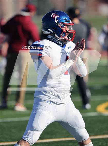 Thumbnail 2 in Ponderosa v Fountain-Fort Carson (CHSAA 4A First Round Playoff) photogallery.