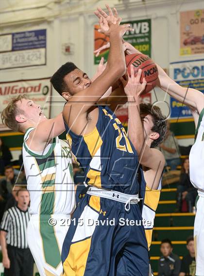 Thumbnail 1 in Oak Ridge vs. Rio Americano (Jack Scott Tournament) photogallery.