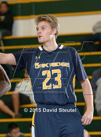 Thumbnail 2 in Oak Ridge vs. Rio Americano (Jack Scott Tournament) photogallery.