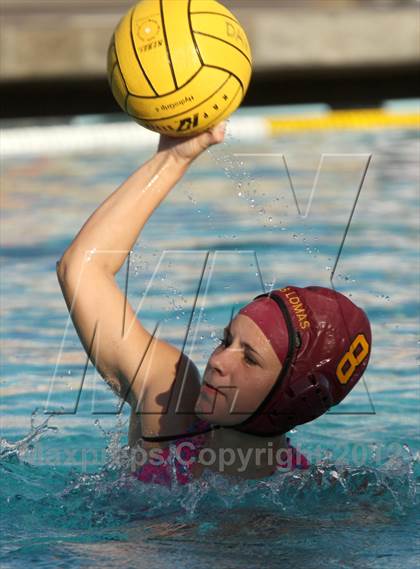 Thumbnail 2 in Las Lomas vs St. Francis (Davis Fall Classic) photogallery.