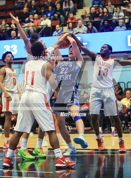 Thumbnail 1 in Alexander Hamilton vs. Dobbs Ferry (NYSPHSAA Section 1 Class B Semifinal) photogallery.