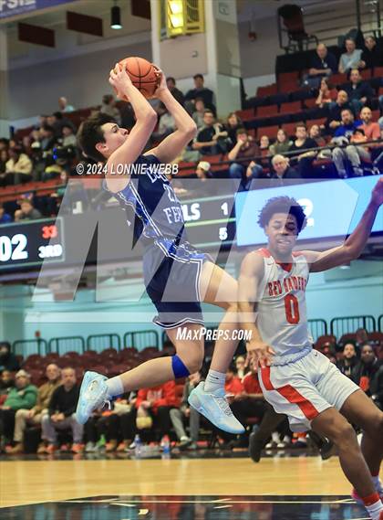 Thumbnail 1 in Alexander Hamilton vs. Dobbs Ferry (NYSPHSAA Section 1 Class B Semifinal) photogallery.