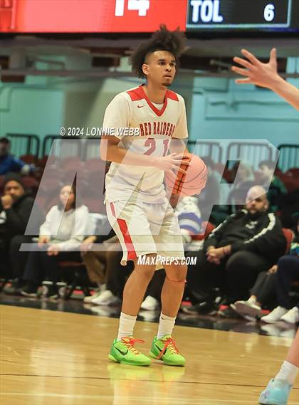 Thumbnail 1 in Alexander Hamilton vs. Dobbs Ferry (NYSPHSAA Section 1 Class B Semifinal) photogallery.