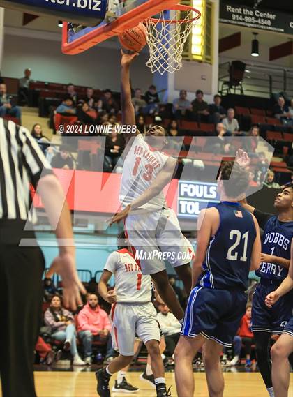 Thumbnail 3 in Alexander Hamilton vs. Dobbs Ferry (NYSPHSAA Section 1 Class B Semifinal) photogallery.