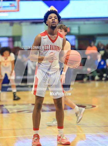 Thumbnail 2 in Alexander Hamilton vs. Dobbs Ferry (NYSPHSAA Section 1 Class B Semifinal) photogallery.