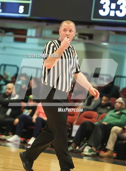 Thumbnail 1 in Alexander Hamilton vs. Dobbs Ferry (NYSPHSAA Section 1 Class B Semifinal) photogallery.