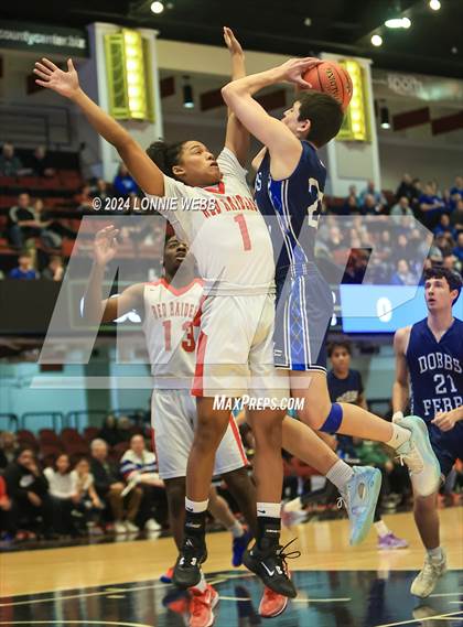 Thumbnail 2 in Alexander Hamilton vs. Dobbs Ferry (NYSPHSAA Section 1 Class B Semifinal) photogallery.