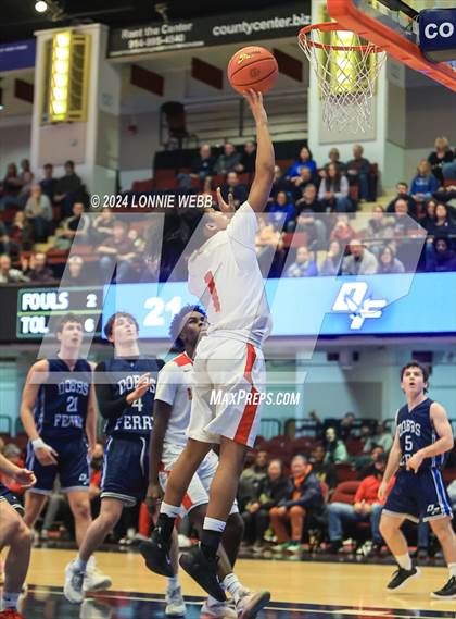 Thumbnail 2 in Alexander Hamilton vs. Dobbs Ferry (NYSPHSAA Section 1 Class B Semifinal) photogallery.