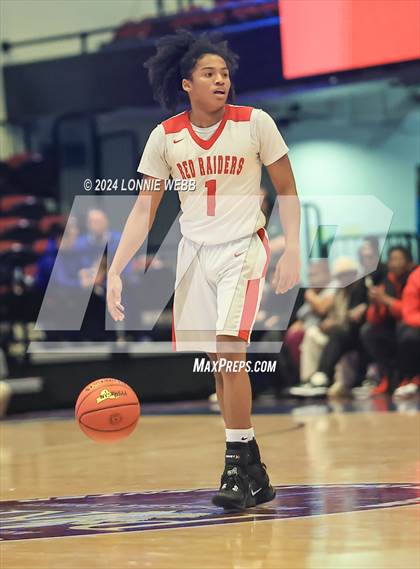 Thumbnail 2 in Alexander Hamilton vs. Dobbs Ferry (NYSPHSAA Section 1 Class B Semifinal) photogallery.