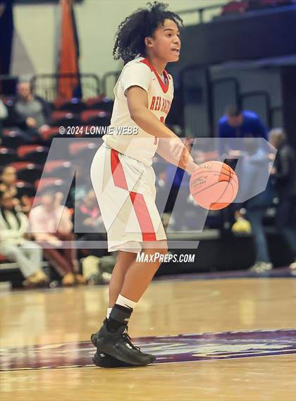Thumbnail 2 in Alexander Hamilton vs. Dobbs Ferry (NYSPHSAA Section 1 Class B Semifinal) photogallery.