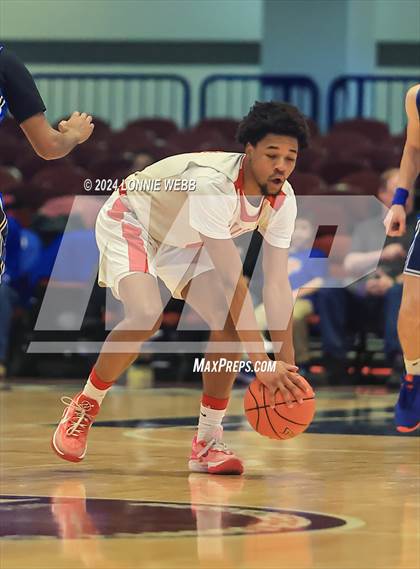 Thumbnail 1 in Alexander Hamilton vs. Dobbs Ferry (NYSPHSAA Section 1 Class B Semifinal) photogallery.