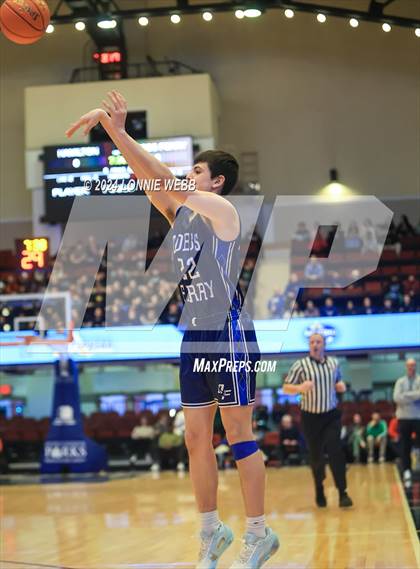 Thumbnail 2 in Alexander Hamilton vs. Dobbs Ferry (NYSPHSAA Section 1 Class B Semifinal) photogallery.