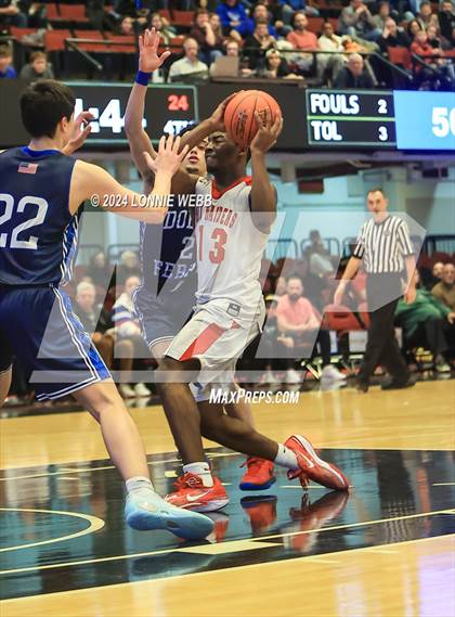 Thumbnail 1 in Alexander Hamilton vs. Dobbs Ferry (NYSPHSAA Section 1 Class B Semifinal) photogallery.