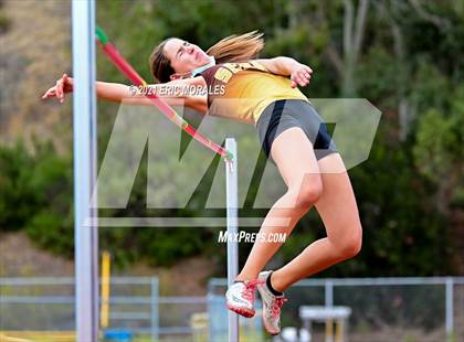 Thumbnail 2 in Hoover @ Serra photogallery.