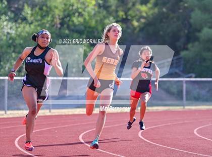 Thumbnail 1 in Hoover @ Serra photogallery.