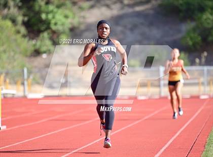 Thumbnail 1 in Hoover @ Serra photogallery.