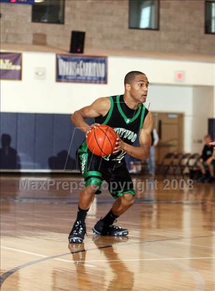 Thumbnail 1 in Sheldon vs Kentwood (Mission Prep Christmas Classic) photogallery.