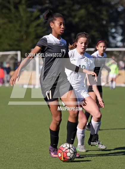 Thumbnail 2 in Archbishop Mitty @ Sacred Heart Cathedral Prep photogallery.