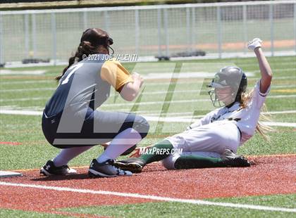 Thumbnail 1 in Williamsville North vs. Victor photogallery.