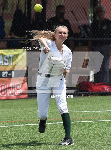 Thumbnail 1 in Williamsville North vs. Victor photogallery.