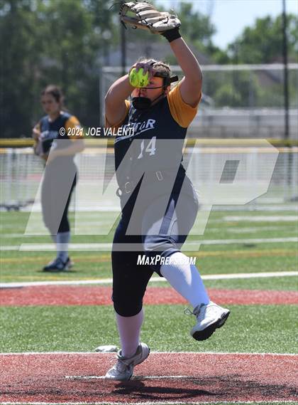 Thumbnail 2 in Williamsville North vs. Victor photogallery.