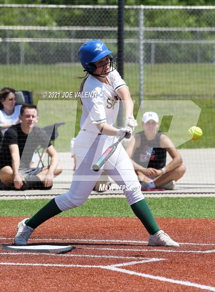 Thumbnail 2 in Williamsville North vs. Victor photogallery.
