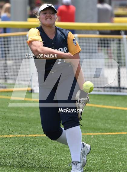 Thumbnail 1 in Williamsville North vs. Victor photogallery.