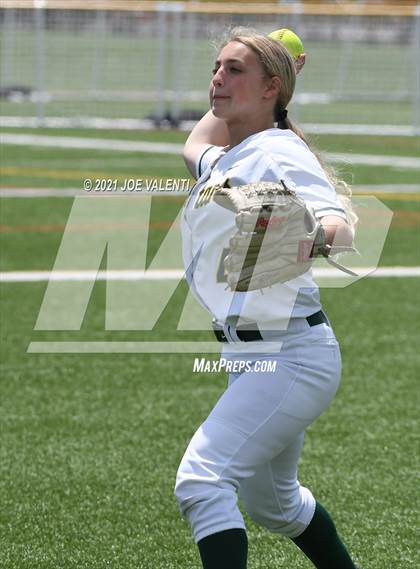 Thumbnail 2 in Williamsville North vs. Victor photogallery.