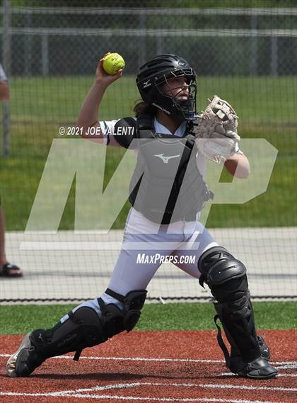 Thumbnail 1 in Williamsville North vs. Victor photogallery.