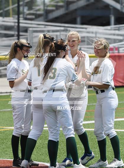 Thumbnail 3 in Williamsville North vs. Victor photogallery.