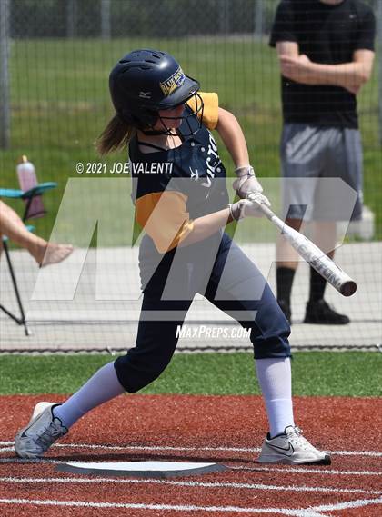 Thumbnail 2 in Williamsville North vs. Victor photogallery.