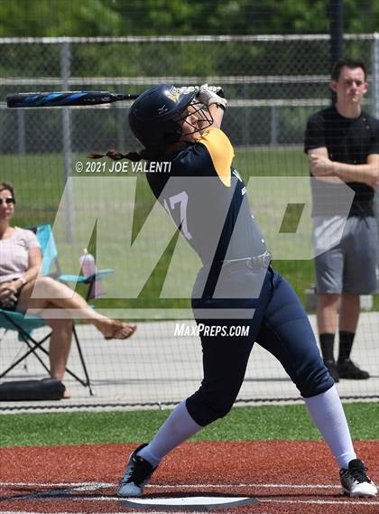 Thumbnail 2 in Williamsville North vs. Victor photogallery.