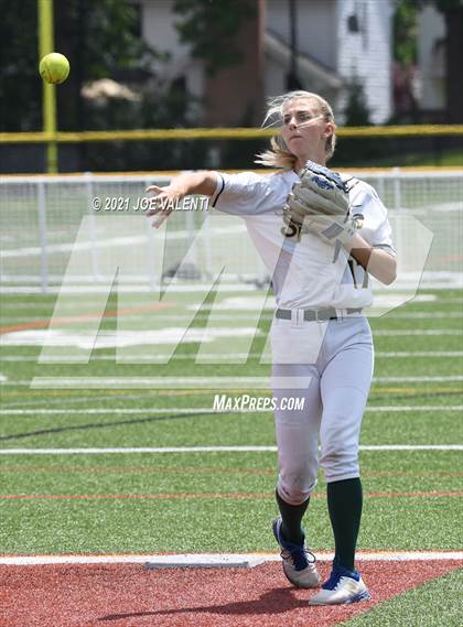 Thumbnail 2 in Williamsville North vs. Victor photogallery.