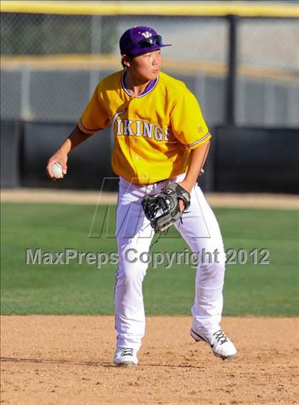 Thumbnail 3 in Alemany @ Valencia photogallery.