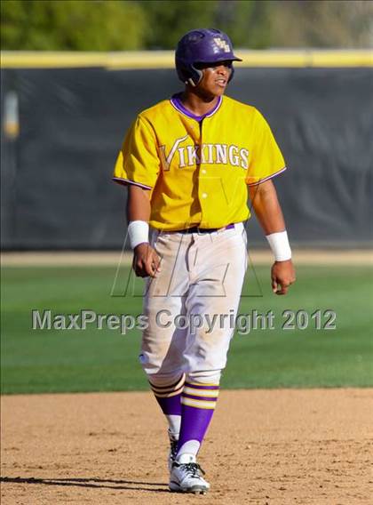 Thumbnail 3 in Alemany @ Valencia photogallery.