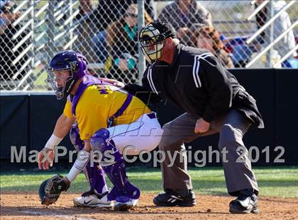 Thumbnail 1 in Alemany @ Valencia photogallery.