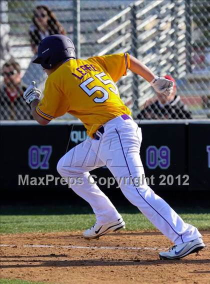 Thumbnail 3 in Alemany @ Valencia photogallery.