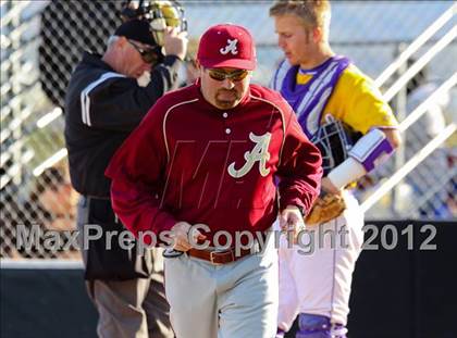 Thumbnail 1 in Alemany @ Valencia photogallery.