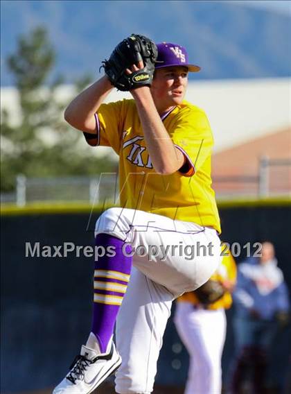 Thumbnail 3 in Alemany @ Valencia photogallery.