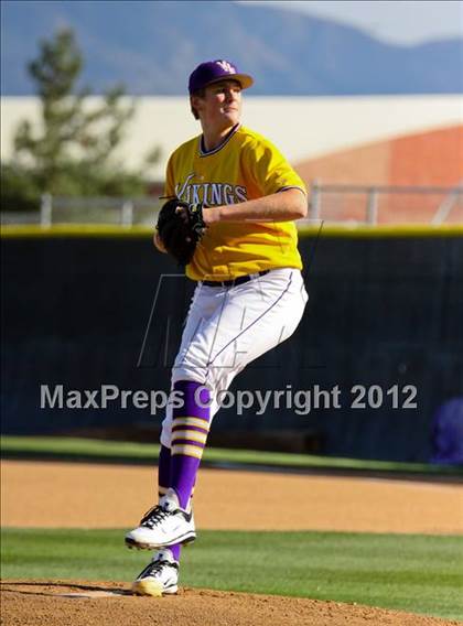 Thumbnail 2 in Alemany @ Valencia photogallery.