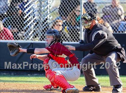 Thumbnail 1 in Alemany @ Valencia photogallery.