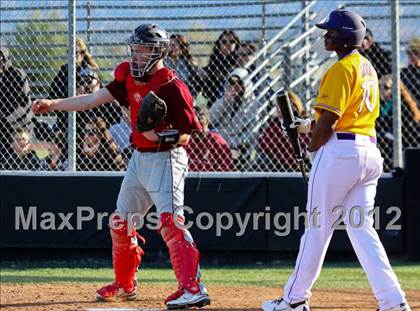 Thumbnail 1 in Alemany @ Valencia photogallery.