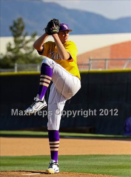 Thumbnail 3 in Alemany @ Valencia photogallery.