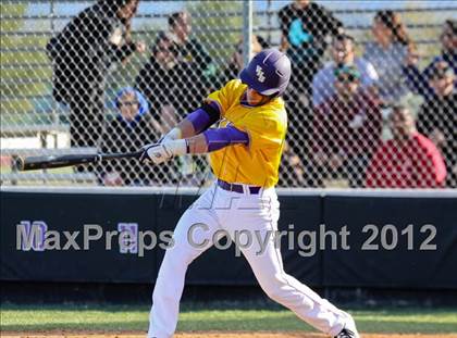 Thumbnail 1 in Alemany @ Valencia photogallery.