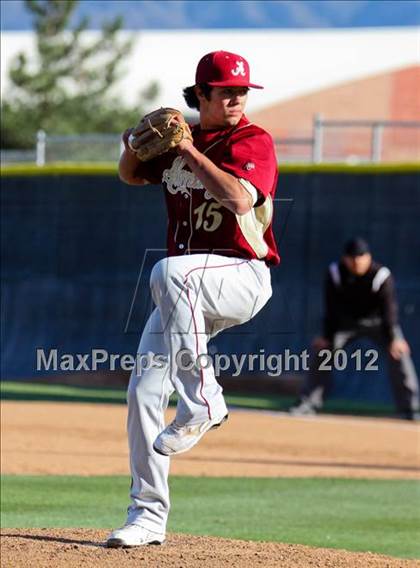 Thumbnail 3 in Alemany @ Valencia photogallery.
