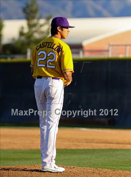 Thumbnail 2 in Alemany @ Valencia photogallery.